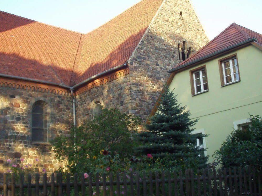Burg Hotel Ziesar Eksteriør billede